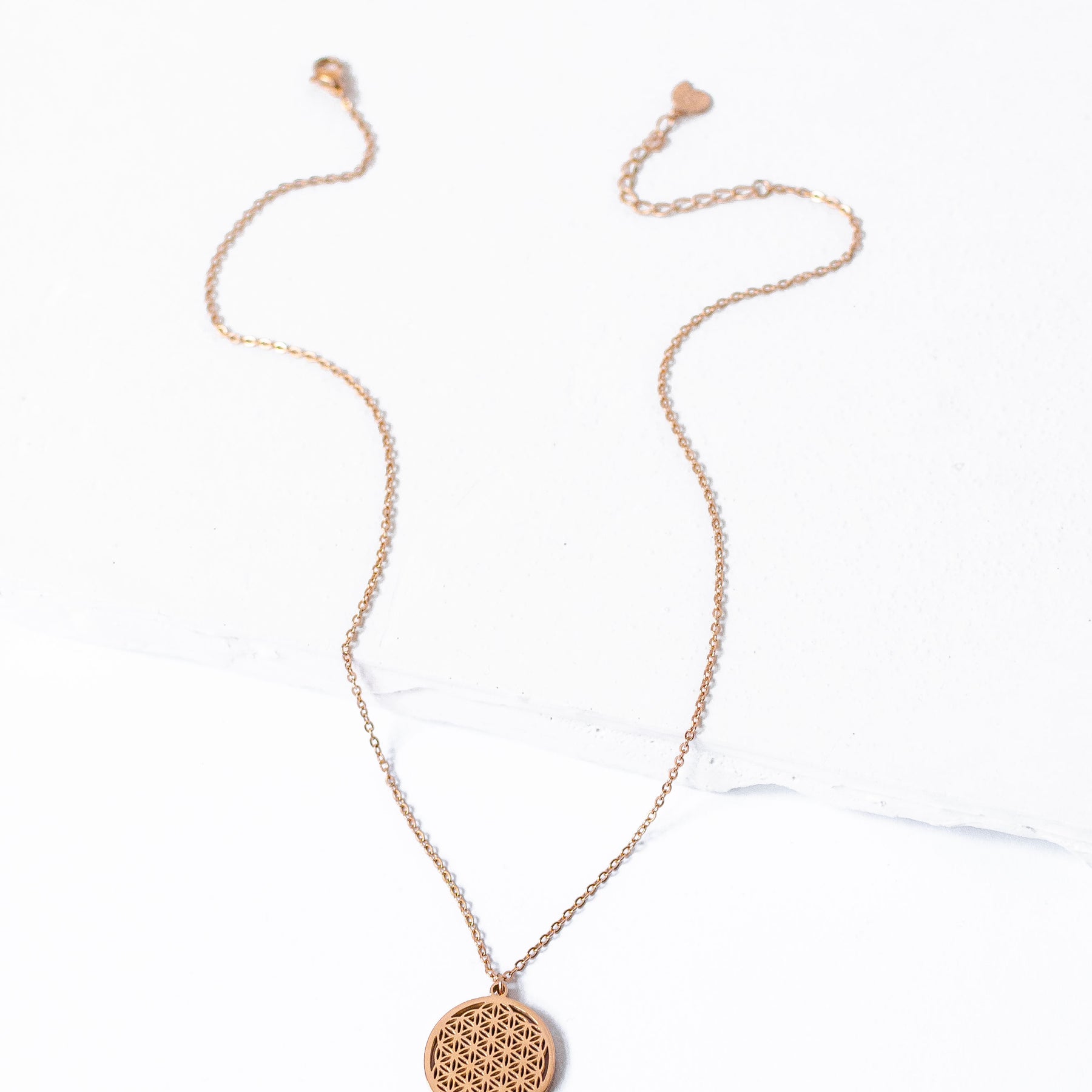 Collar de Colgante Flor de la Vida en Oro Rosa