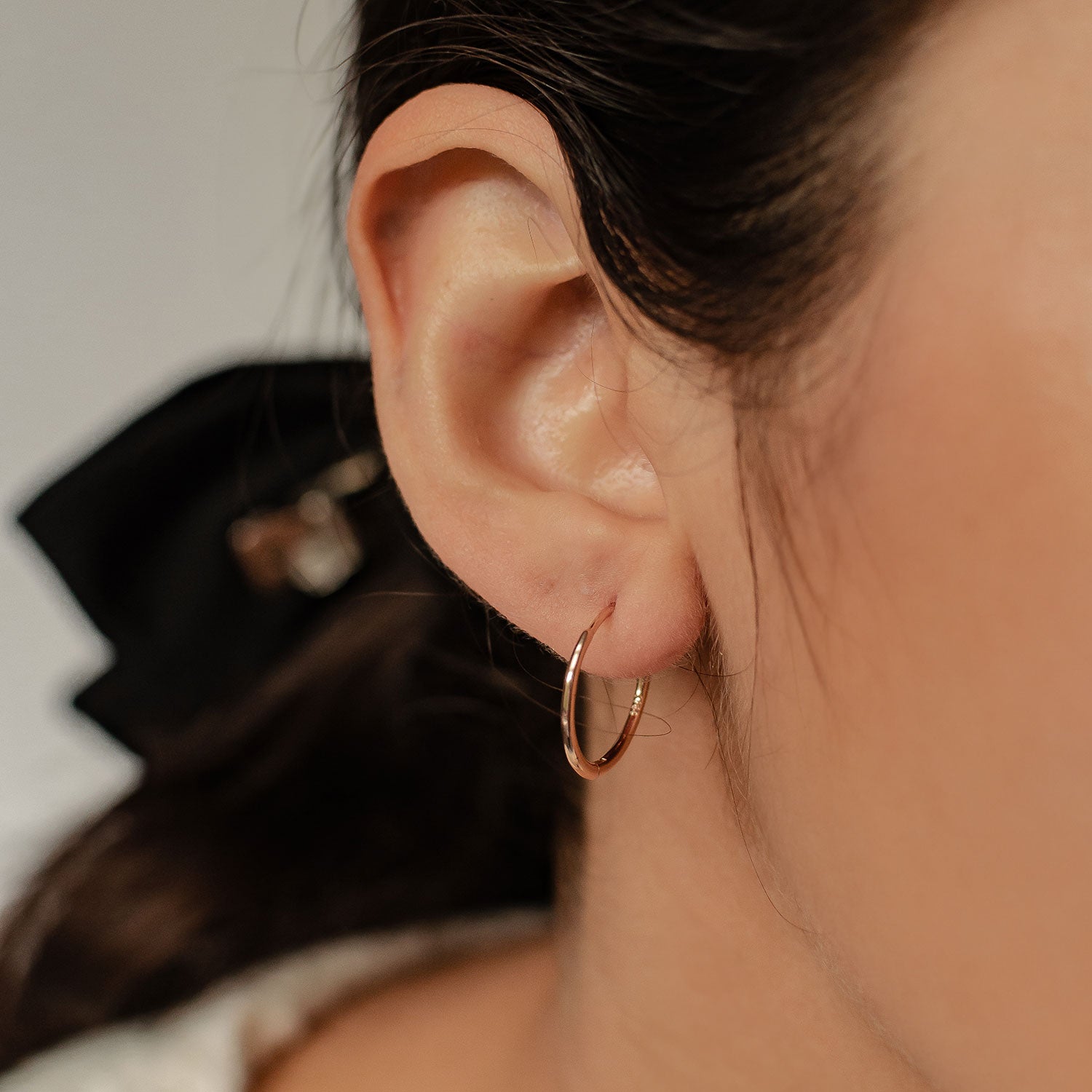 Boucles d’Oreilles Créoles Mince Argent Sterling en Or