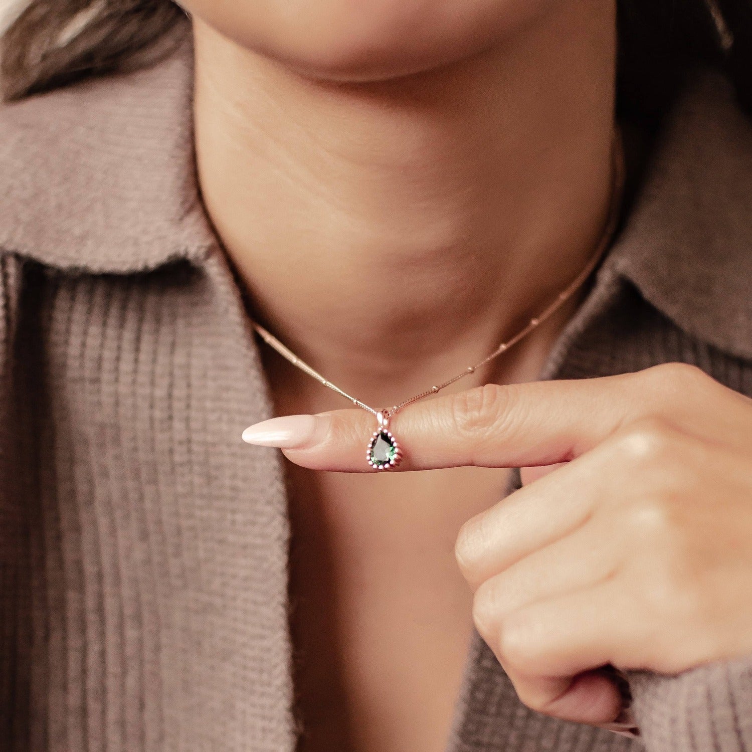 Collier Pierre de Naissance Mai Émeraude Argent Sterling