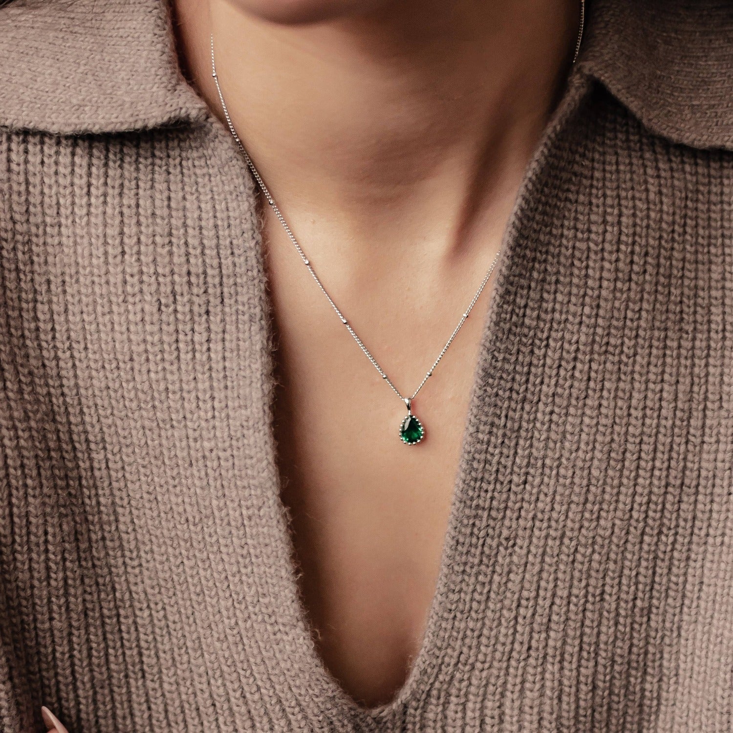 Collier Pierre de Naissance Mai Émeraude Argent Sterling