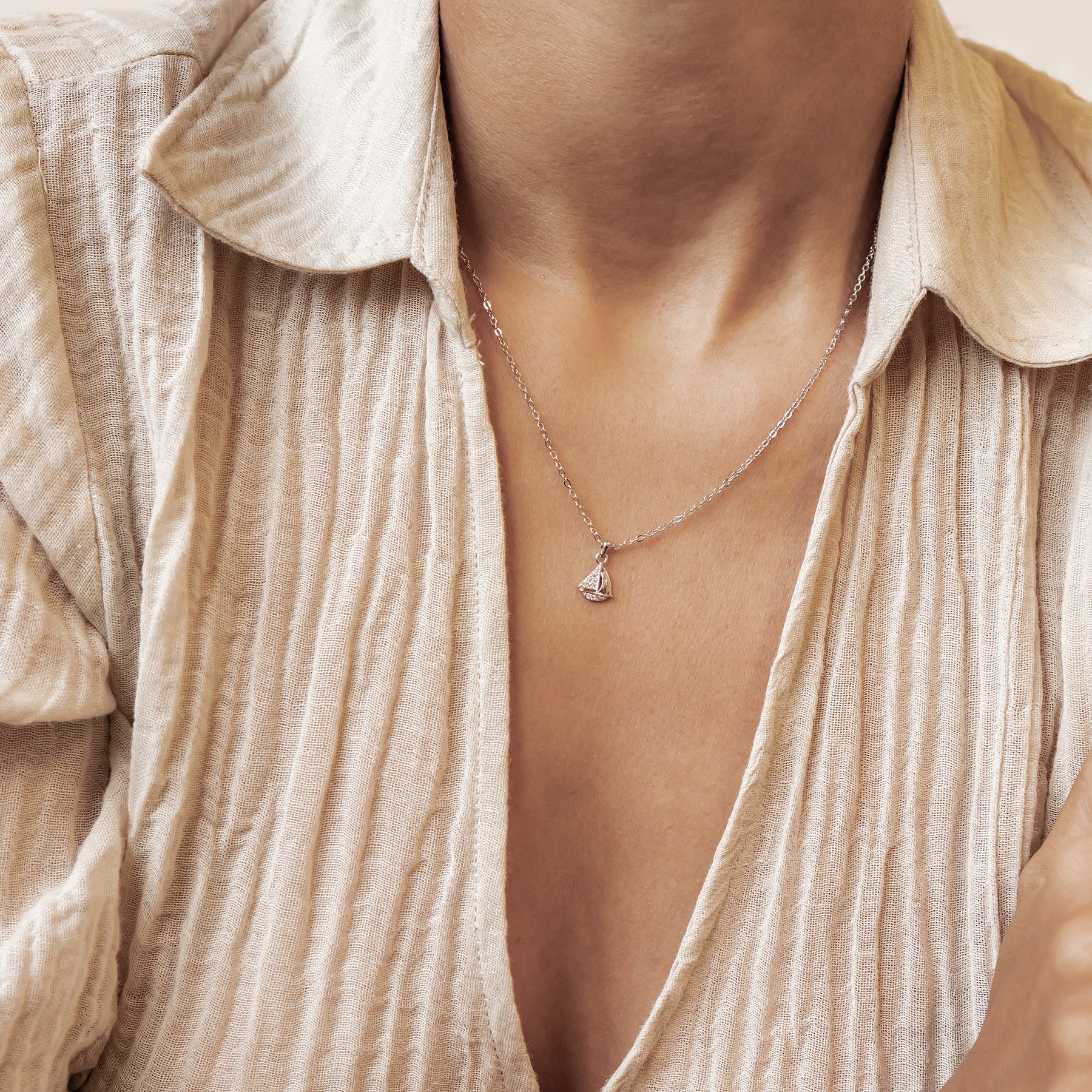 Collar Colgante Velero Brillo Plata de Ley 925