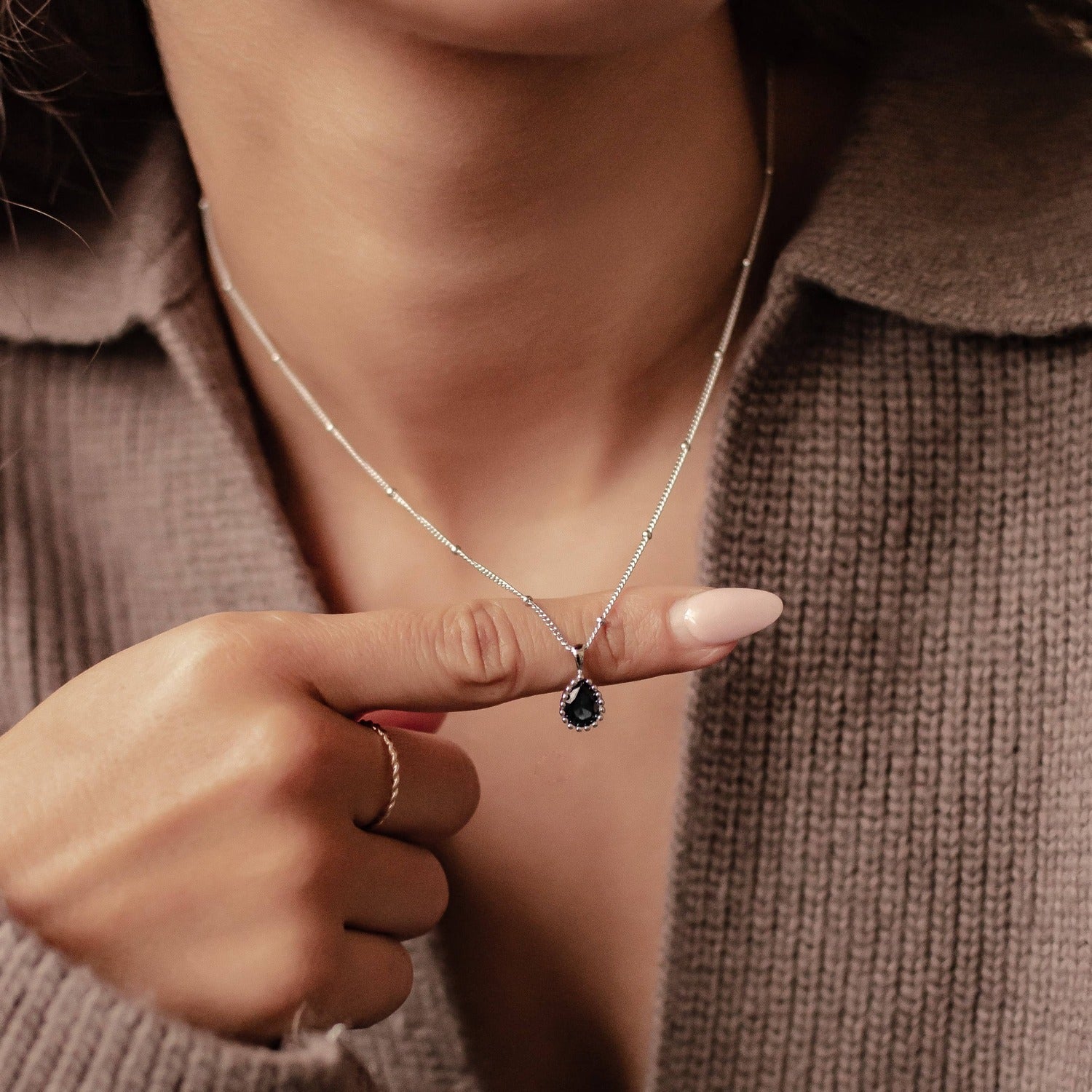 Collar Birthstone Septiembre Zafiro Plata de Ley 925