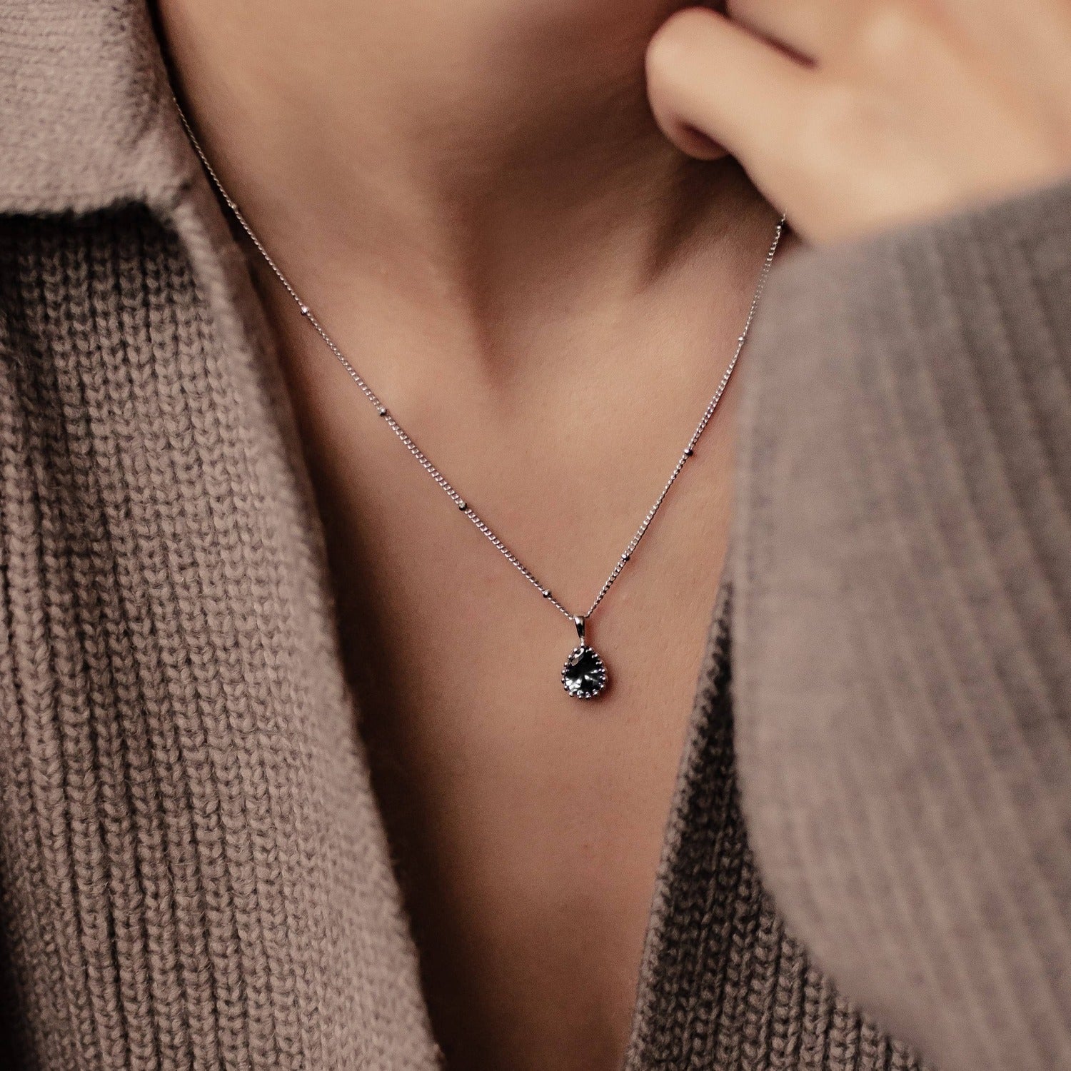 Collar Birthstone Septiembre Zafiro Plata de Ley 925