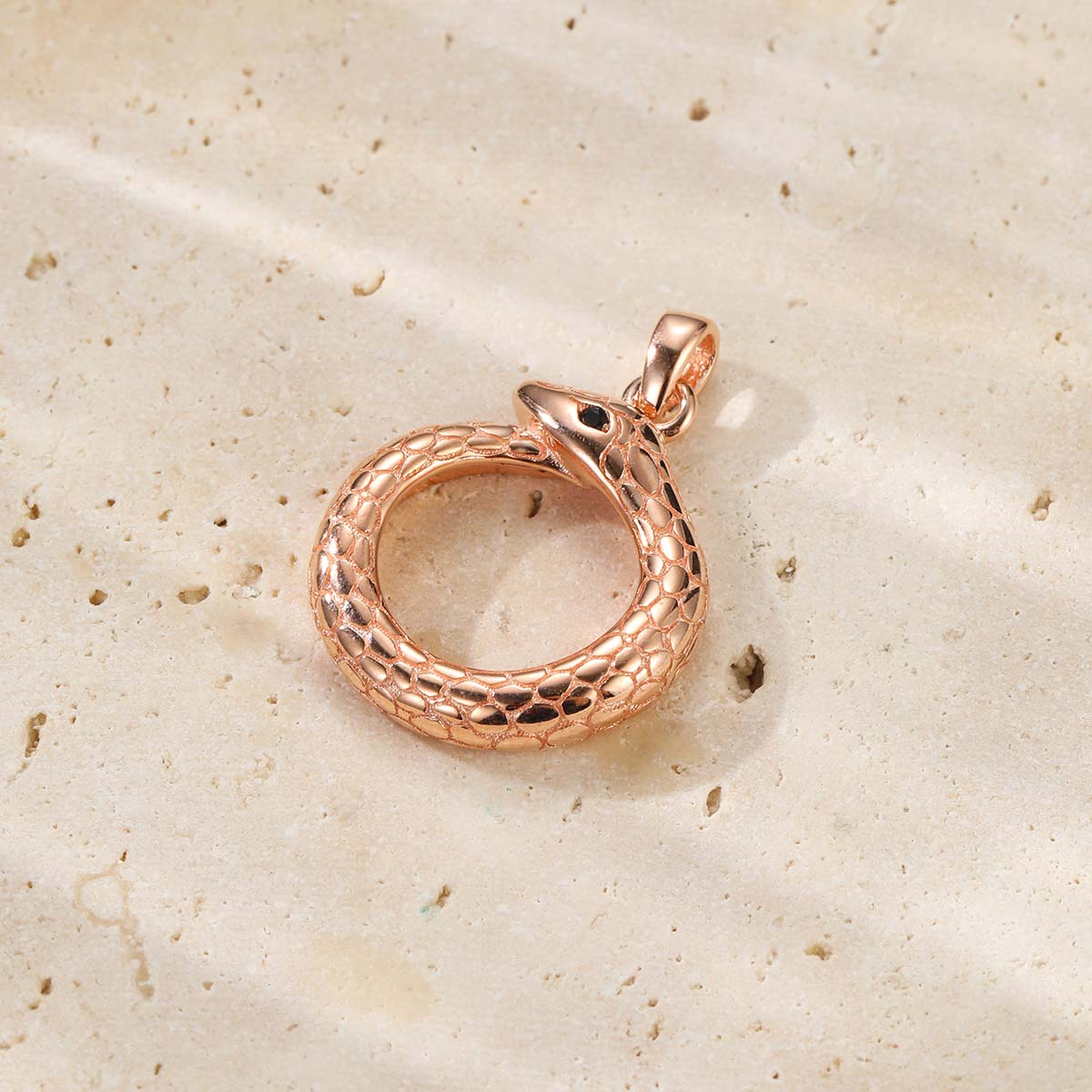 Collier Pendentif Serpent Ouroboros Renouvellement Argent Sterling