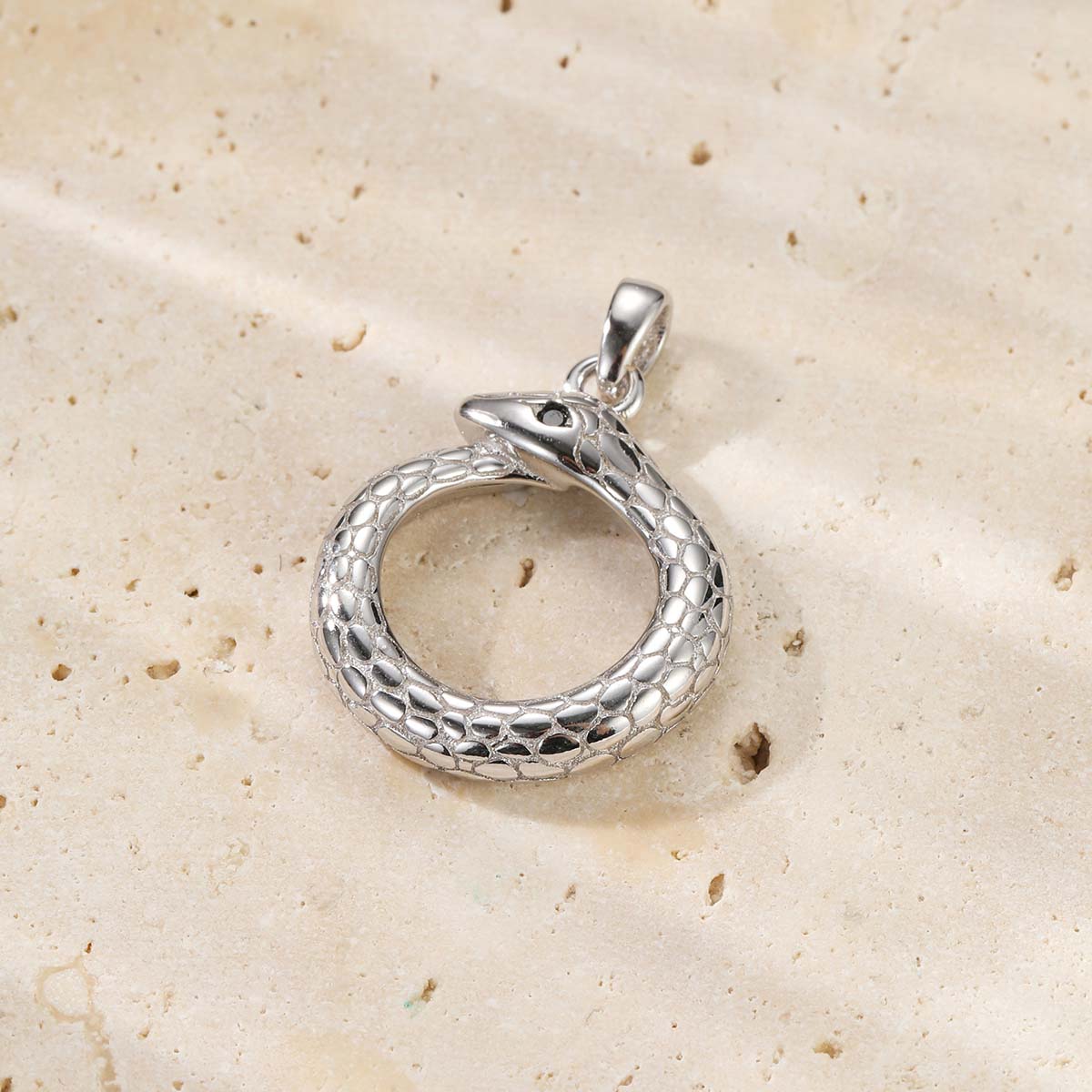 Collier Pendentif Serpent Ouroboros Renouvellement Argent Sterling