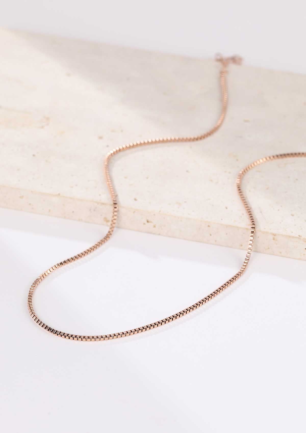Collar Cadena Eslabones Caja en Oro Rosa