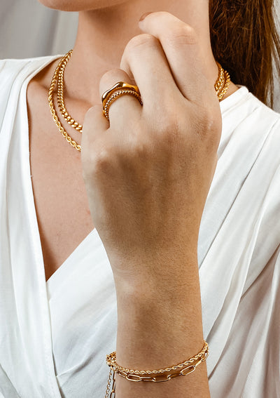 Chunky Curb Chain Necklace Gold