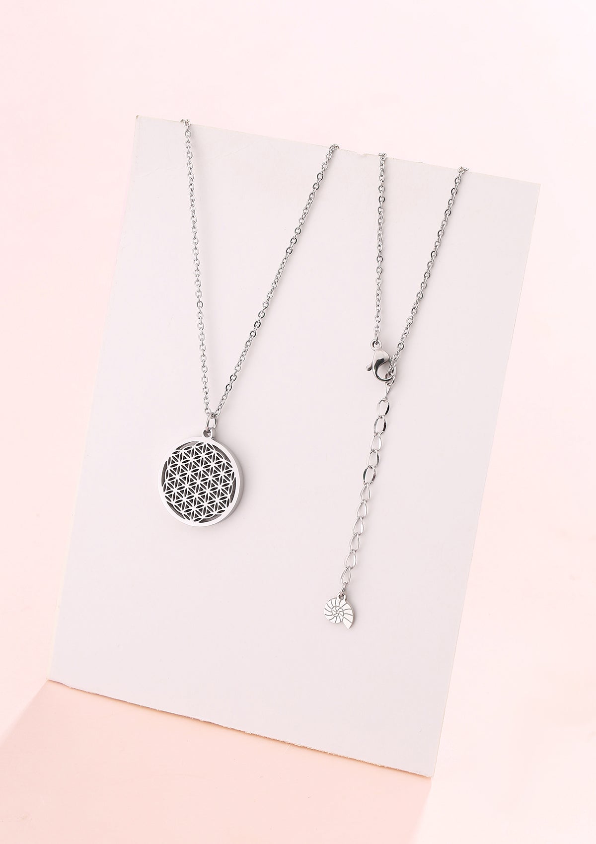 Collar de Colgante Flor de la Vida en Plata