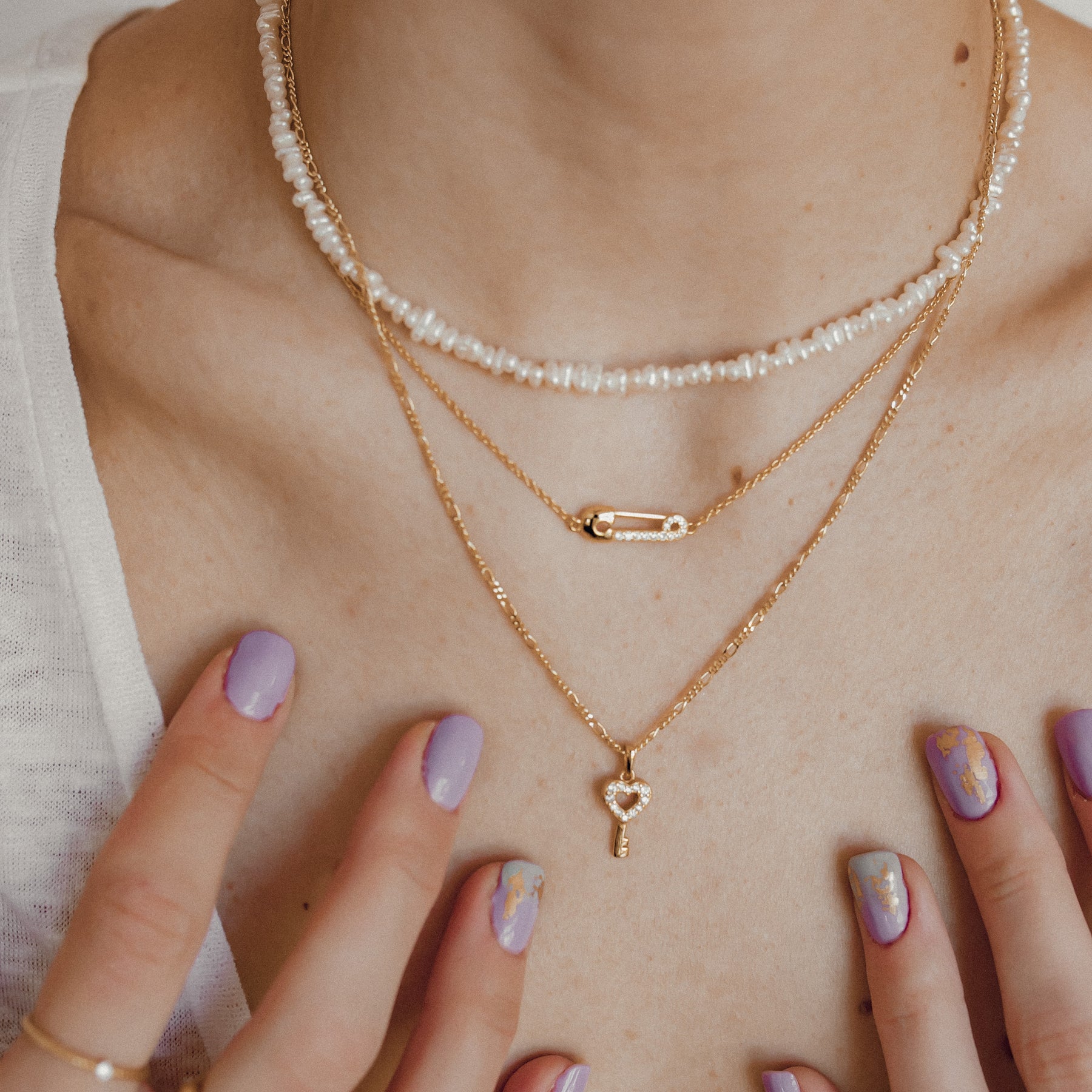 Bindung Anhänger für Liebe und Verbindung in Goldfarbe