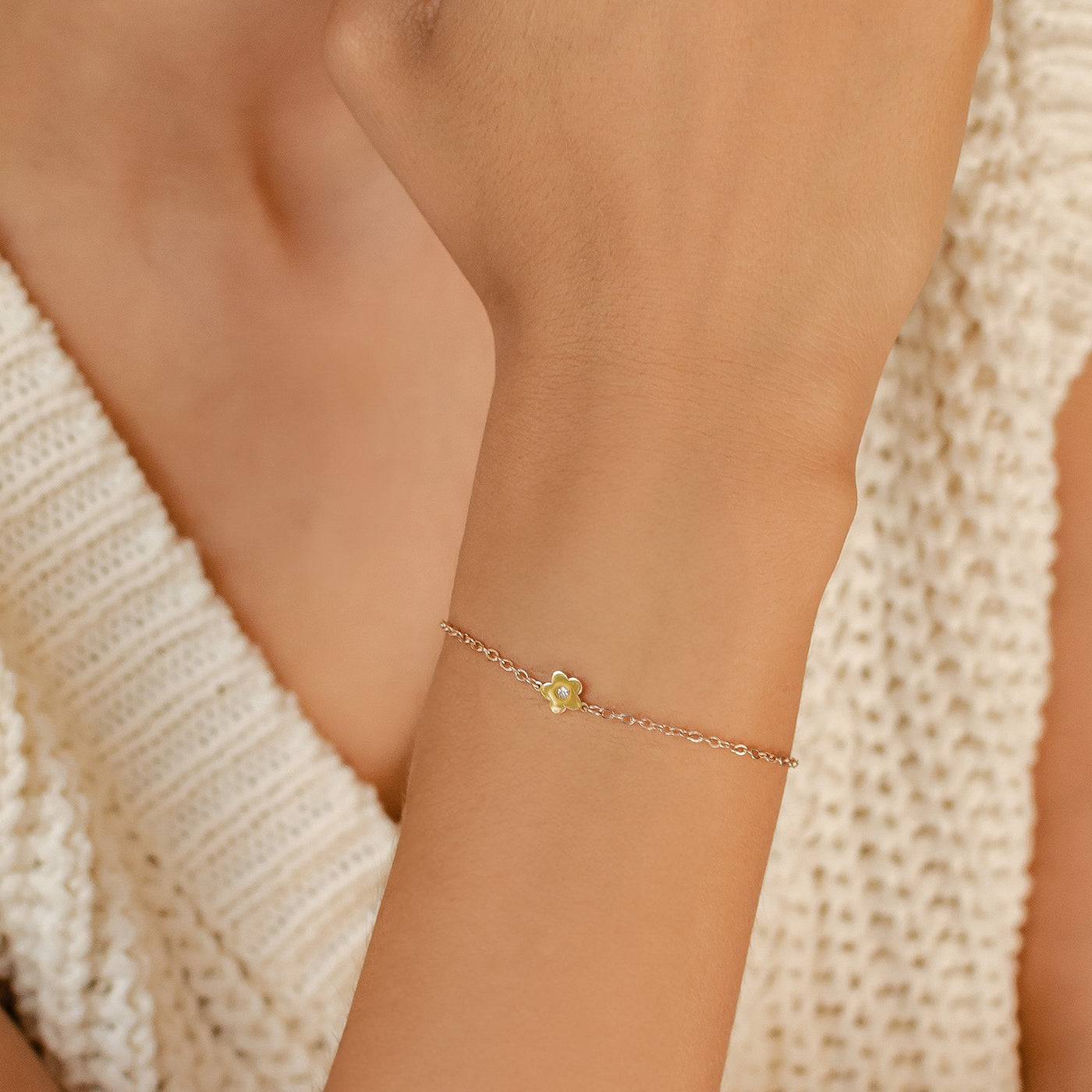 Petite Flower Bracelet in Gold