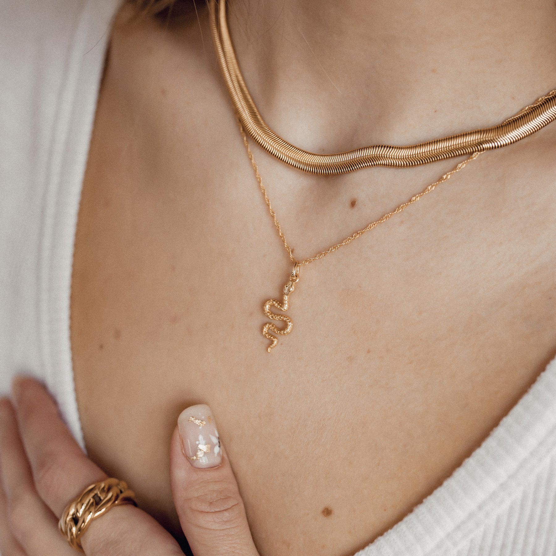 Collar Colgante Serpiente Plata de Ley 925 en Oro