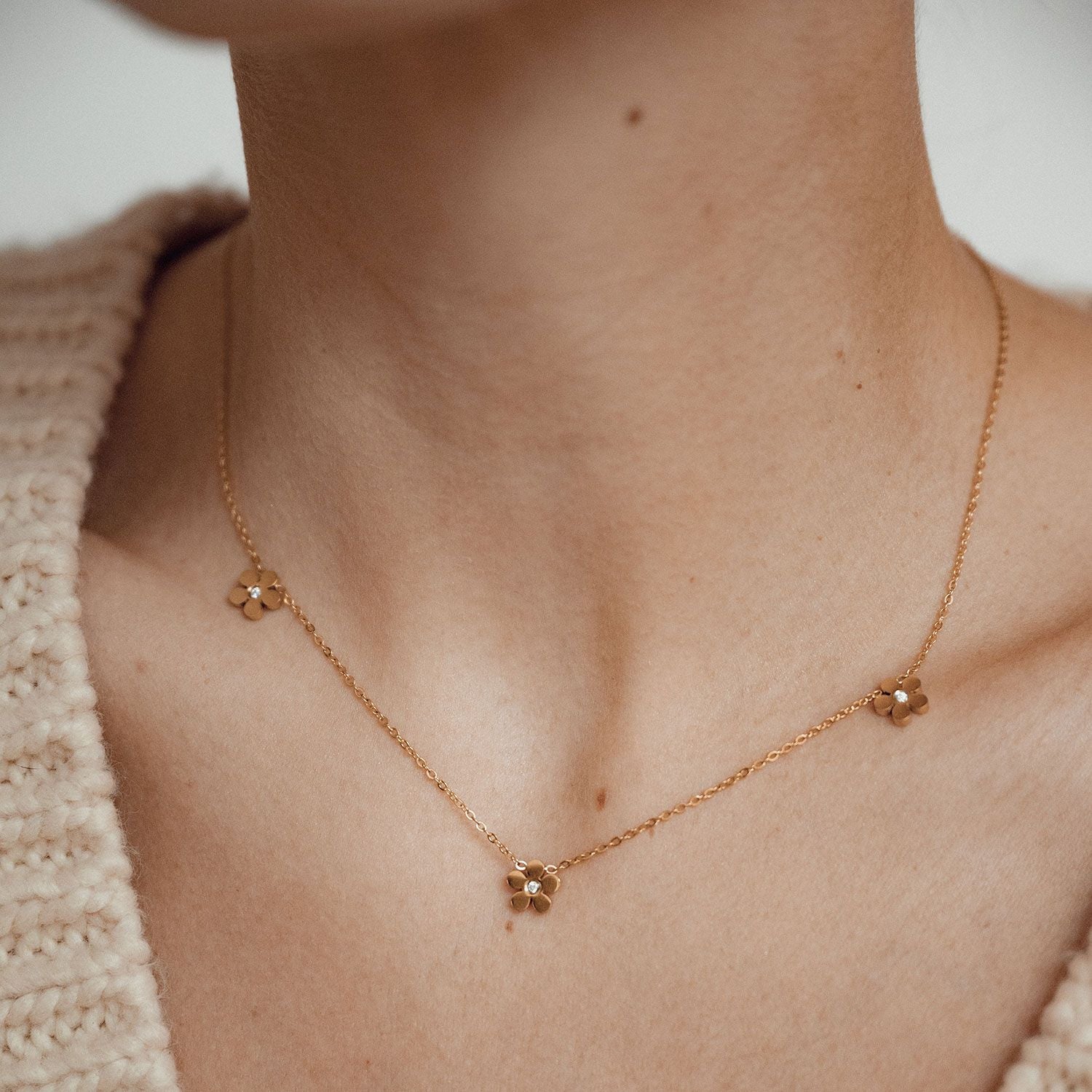 Vergissmeinnicht Charm Kette in Gold