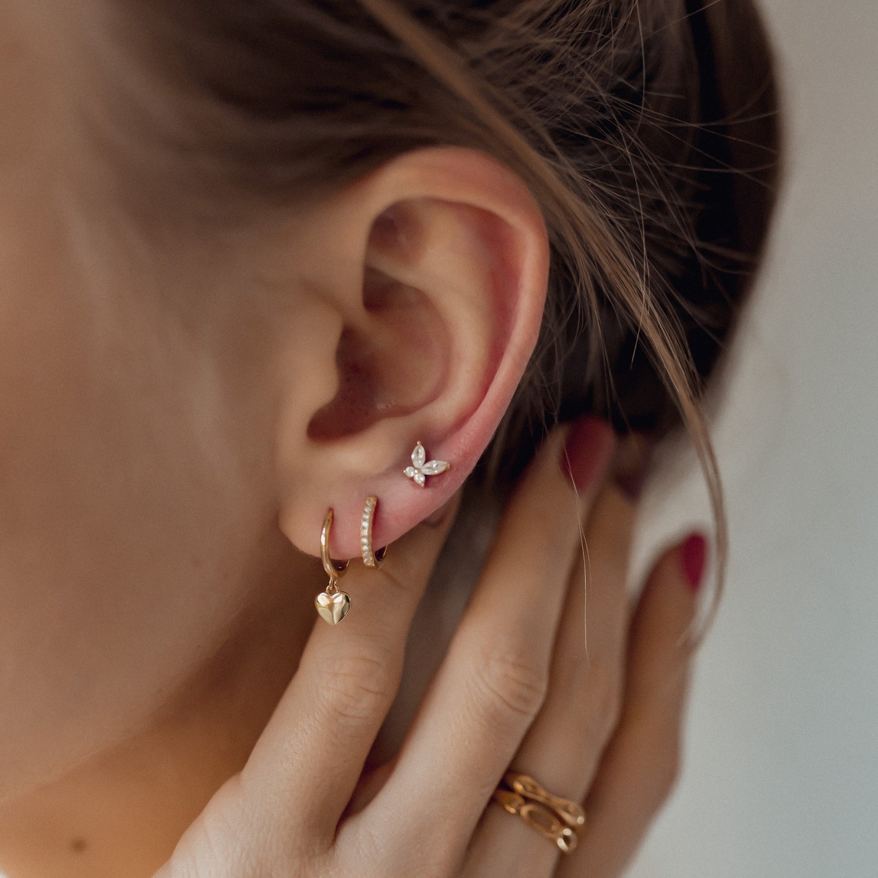 Pendientes Apilables Corazón y Mariposa Plata de Ley 925 en Oro