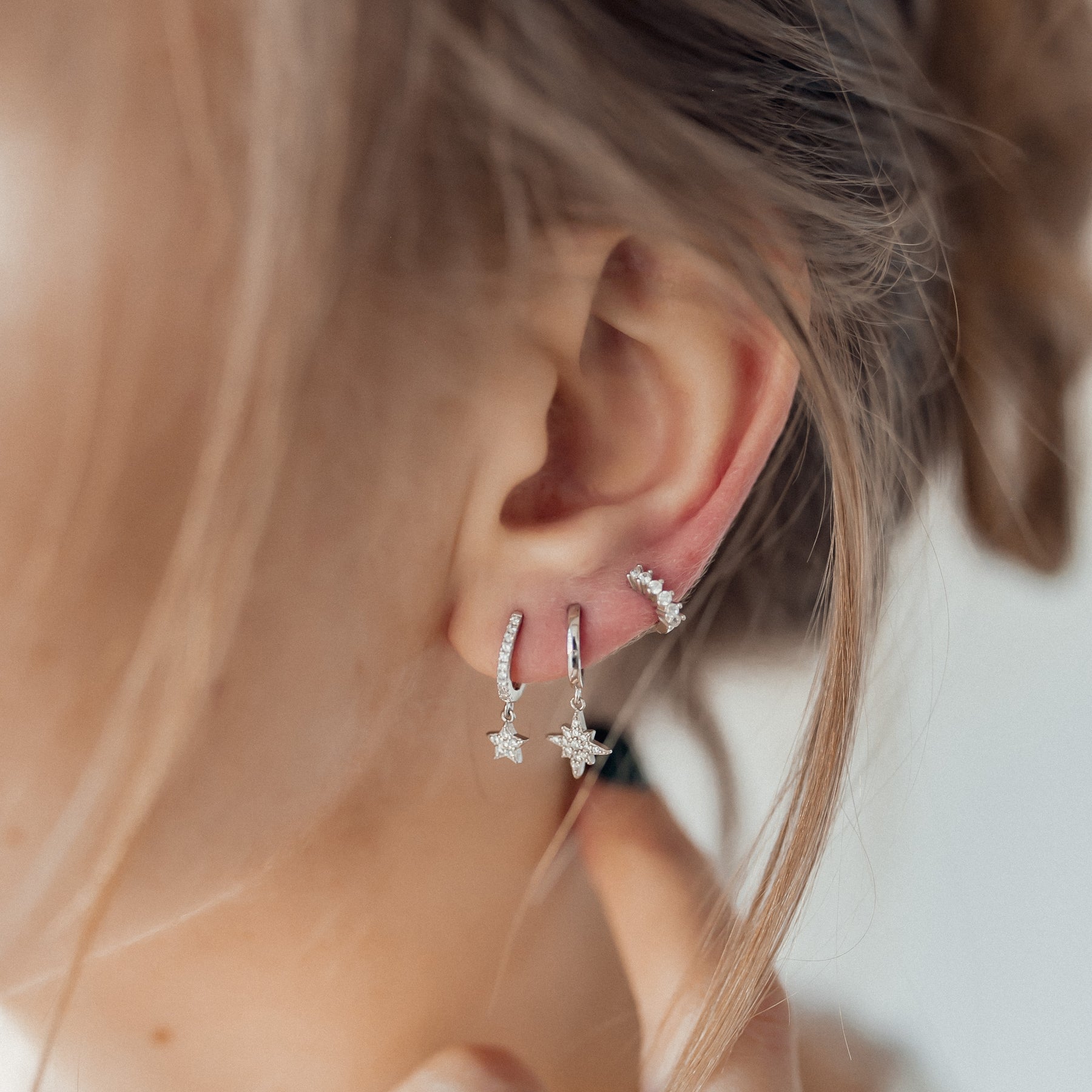 Conjunto de Pendientes Apilables de Estrella Tendencia a Capas Plata de Ley 925