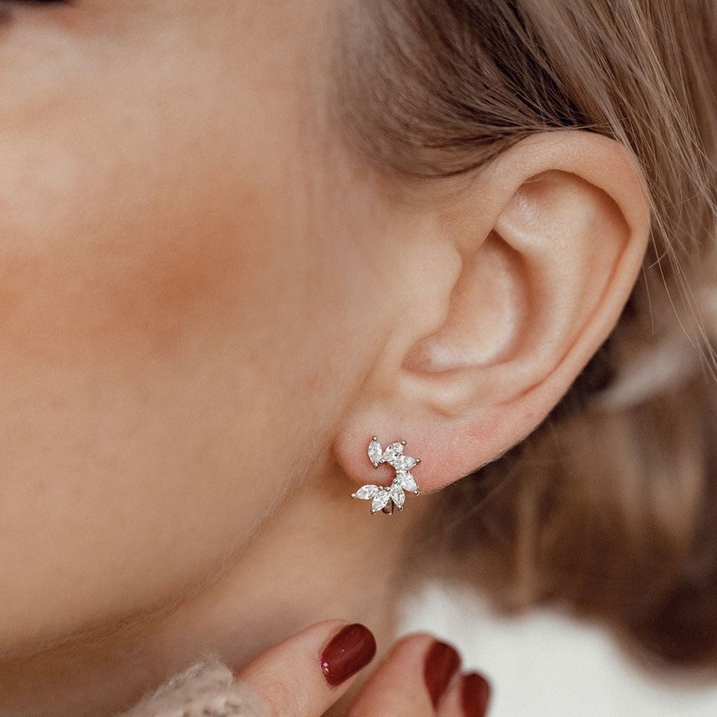 Pendientes Huggie Pétalo de Gema Plata de Ley 925