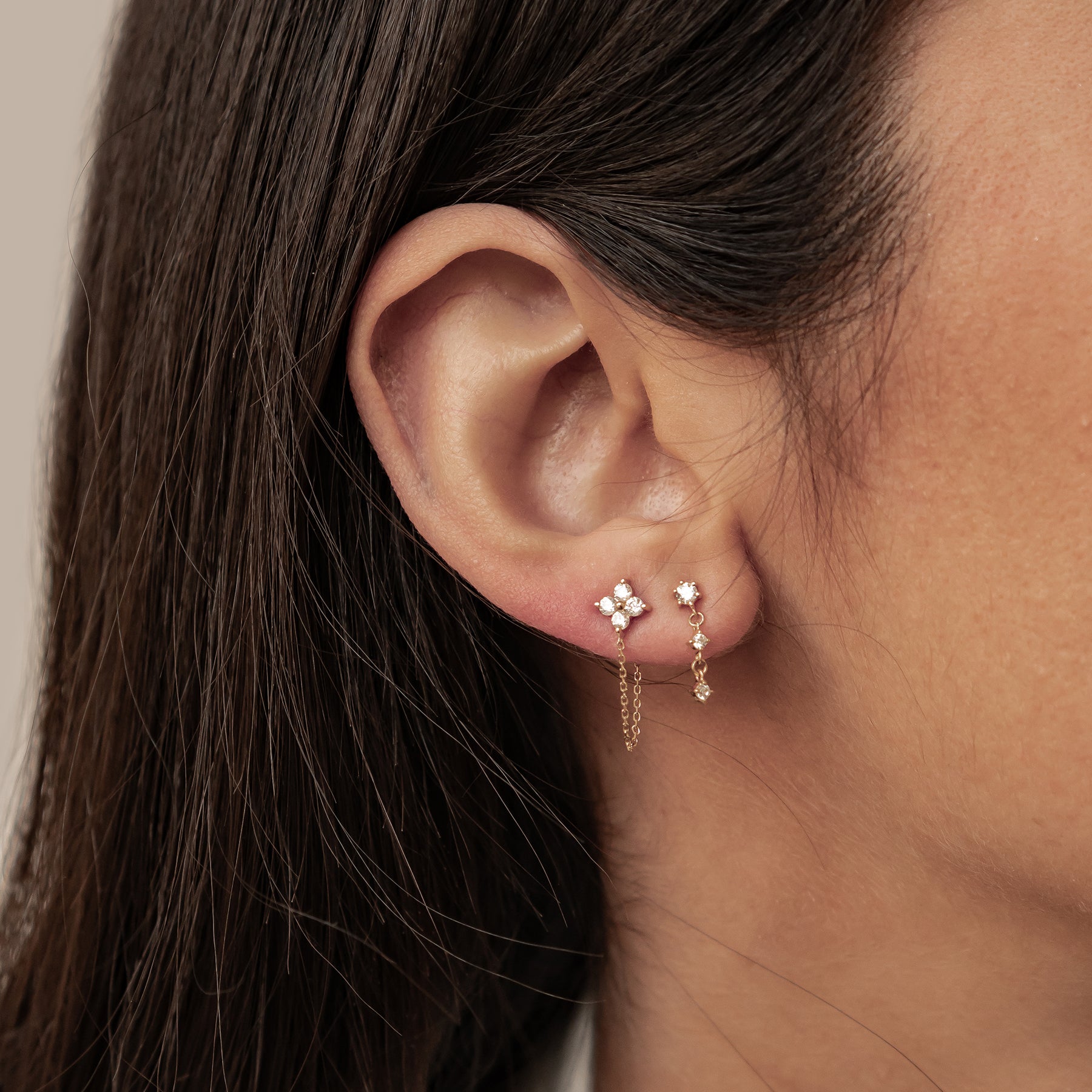 Pendientes Botón Alineación Oro 14K