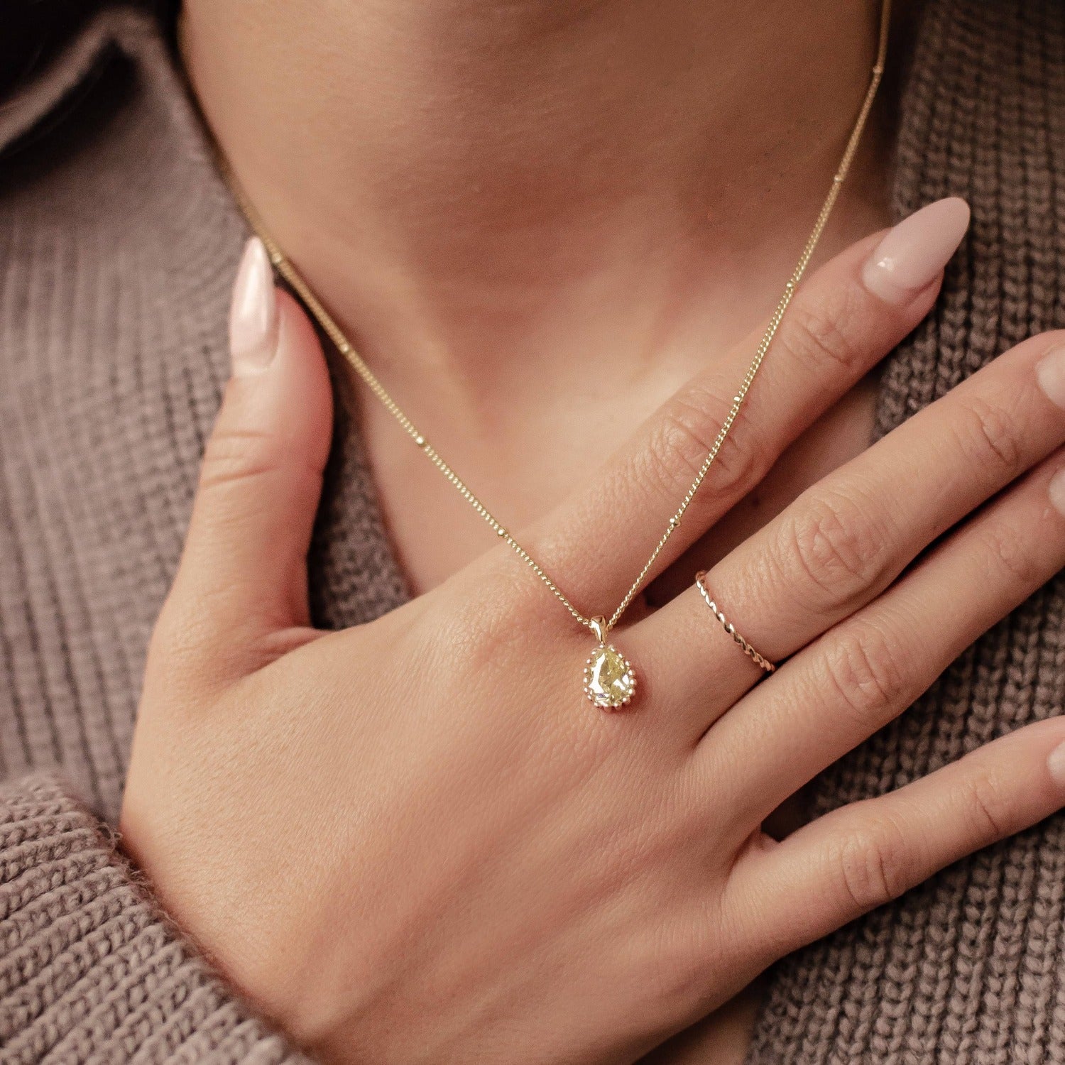 Collar Birthstone Agosto Peridoto Plata de Ley 925