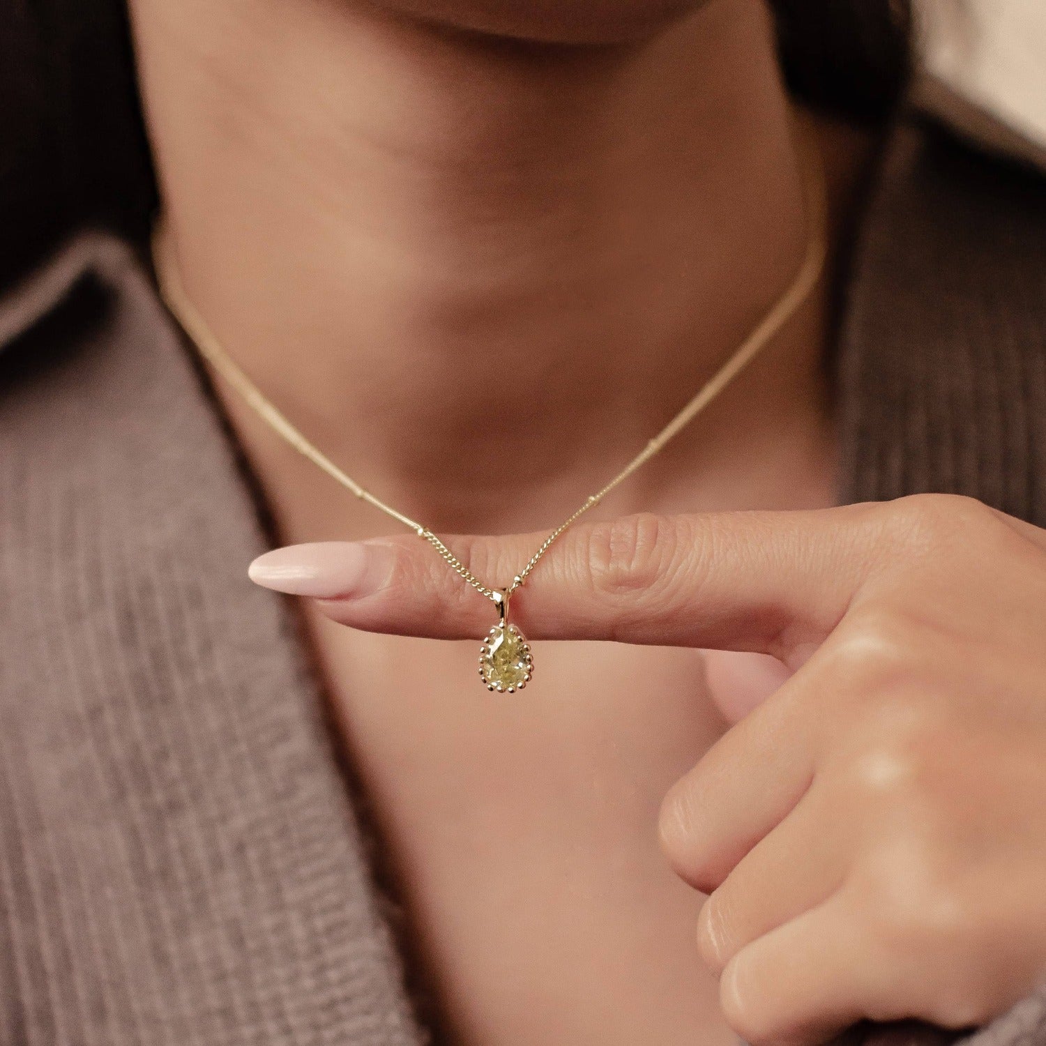 Collar Birthstone Agosto Peridoto Plata de Ley 925