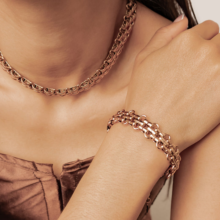 Bold Interlocking Chain Necklace Waterproof