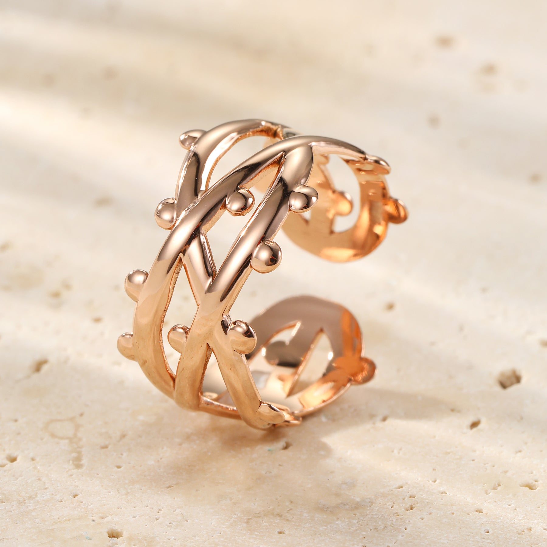Gedrehter Bubble Open Ring – Wasserfest