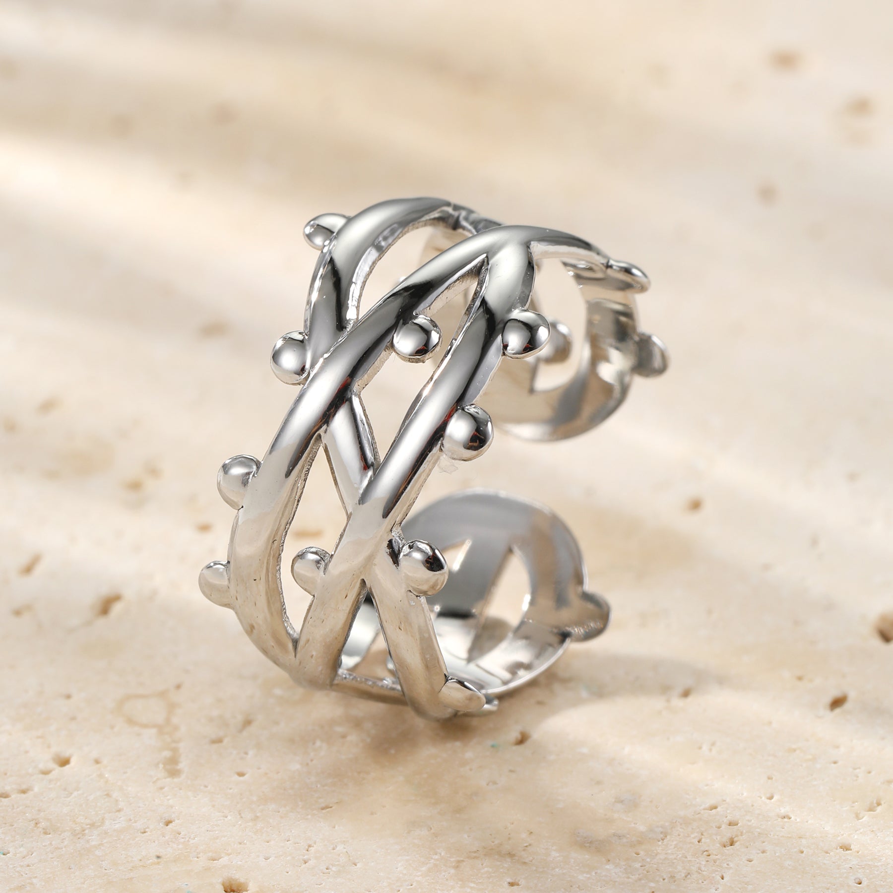 Gedrehter Bubble Open Ring – Wasserfest
