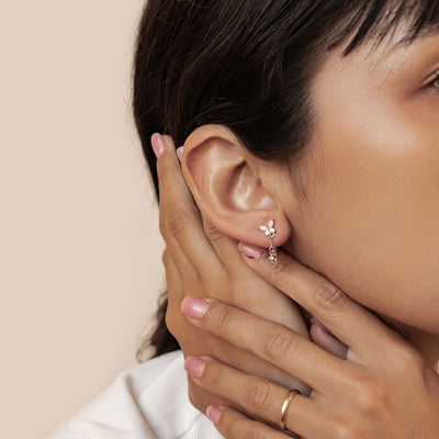 Schmetterlingsblüten-Ohrringe mit Ketten – Sterling Silber