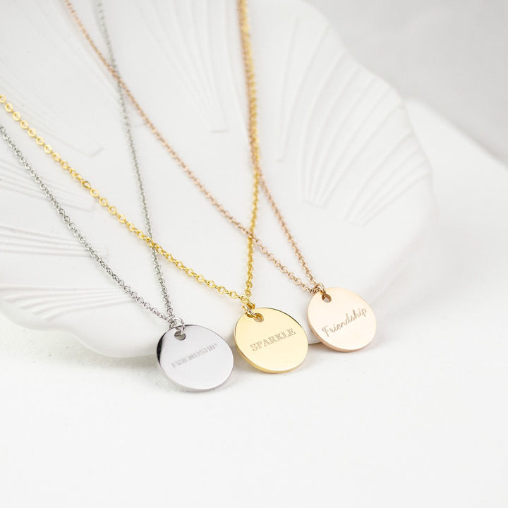 Collar con Círculo en Oro Rosa