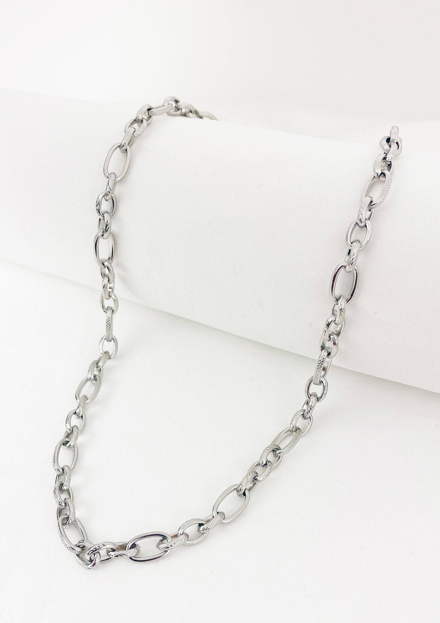 Chunky Oval Figaro Chain Necklace Silver