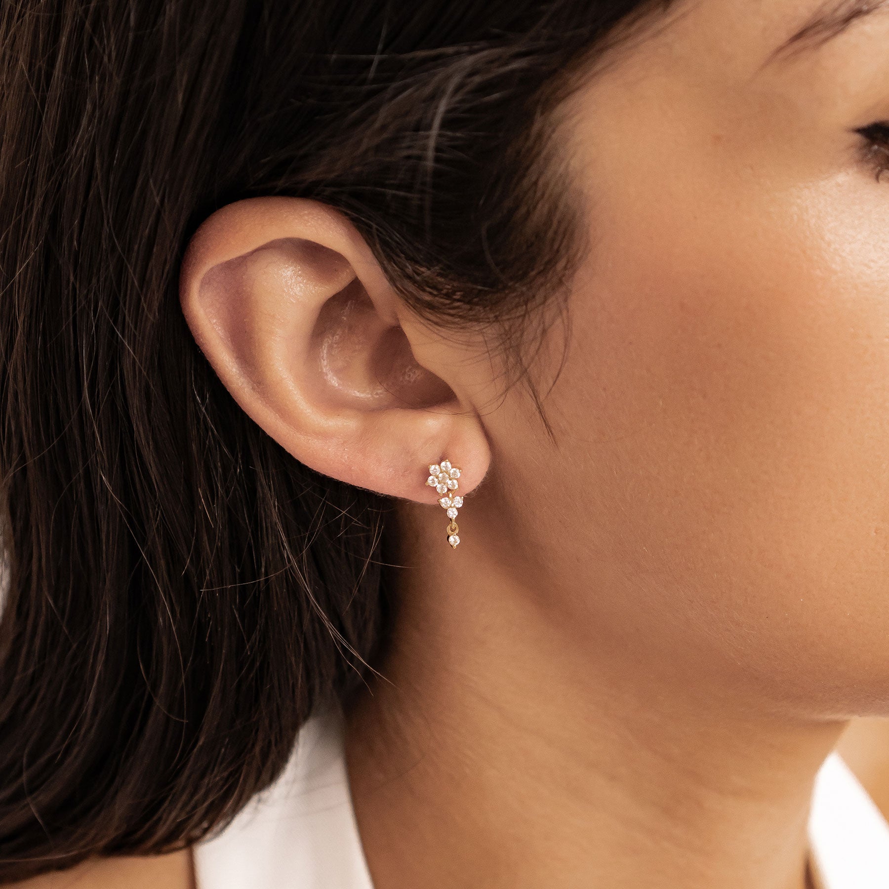 Kaskadierende Blüten-Ohrringe aus Sterlingsilber