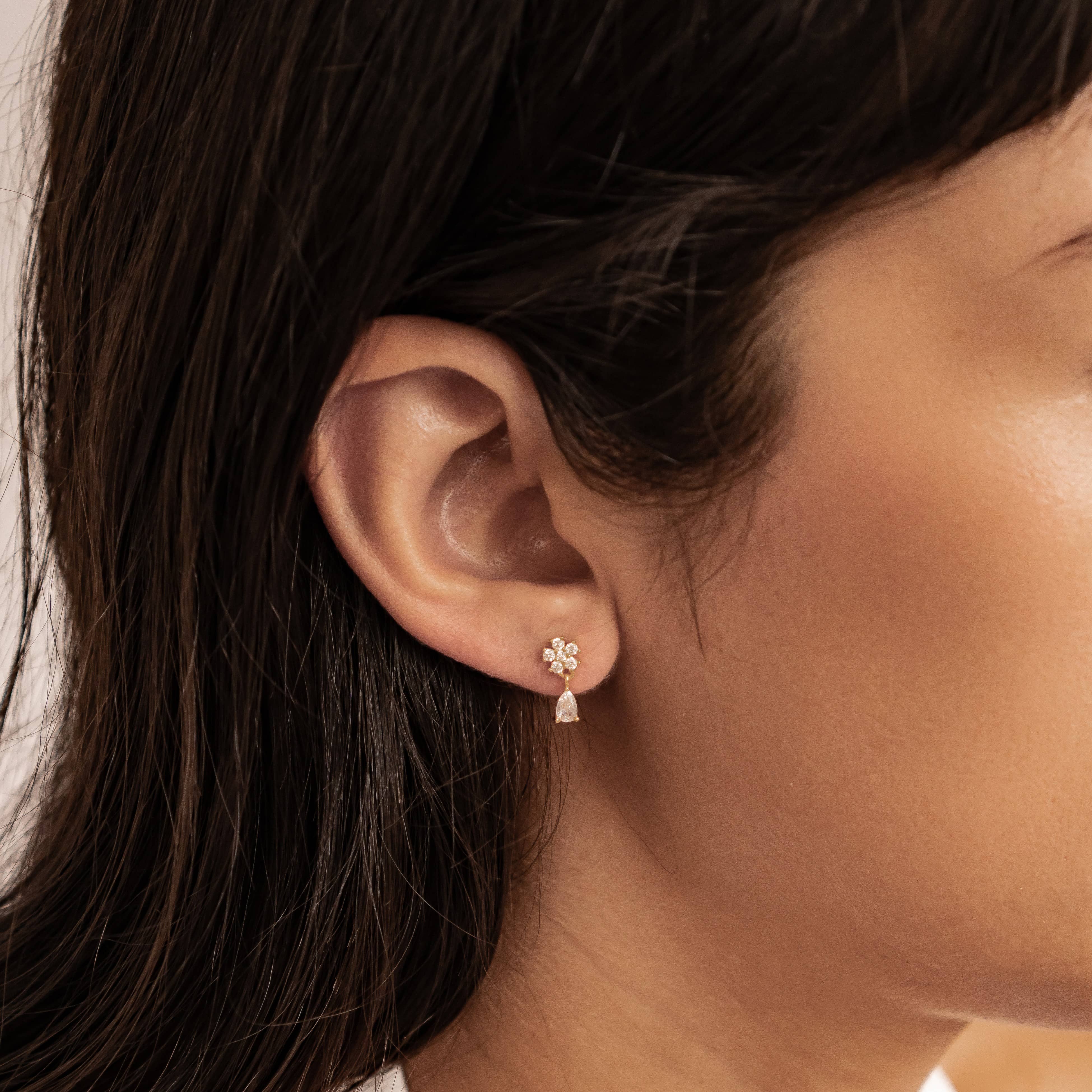 Hängende Blüten-Ohrstecker aus Sterlingsilber