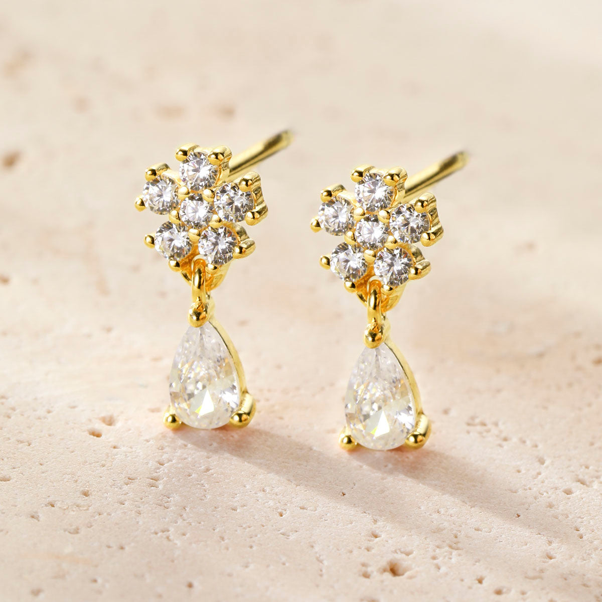 Hängende Blüten-Ohrstecker aus Sterlingsilber