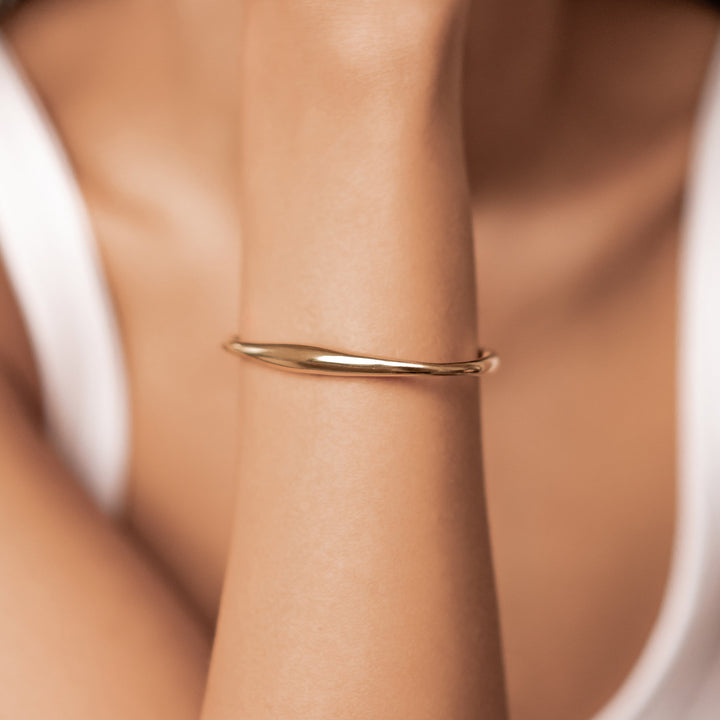 Curve Open Cuff Bracelet
