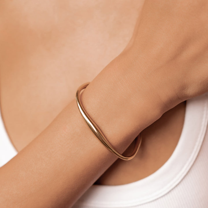 Curve Open Cuff Bracelet