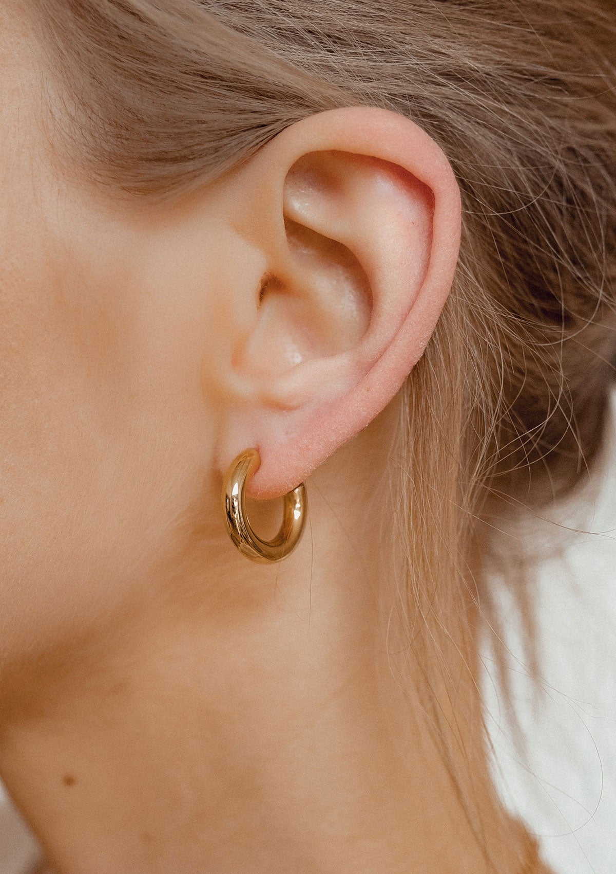 Buy Elegant Gold Plated Small Size Tops Earrings Gold Design for Kid Girl