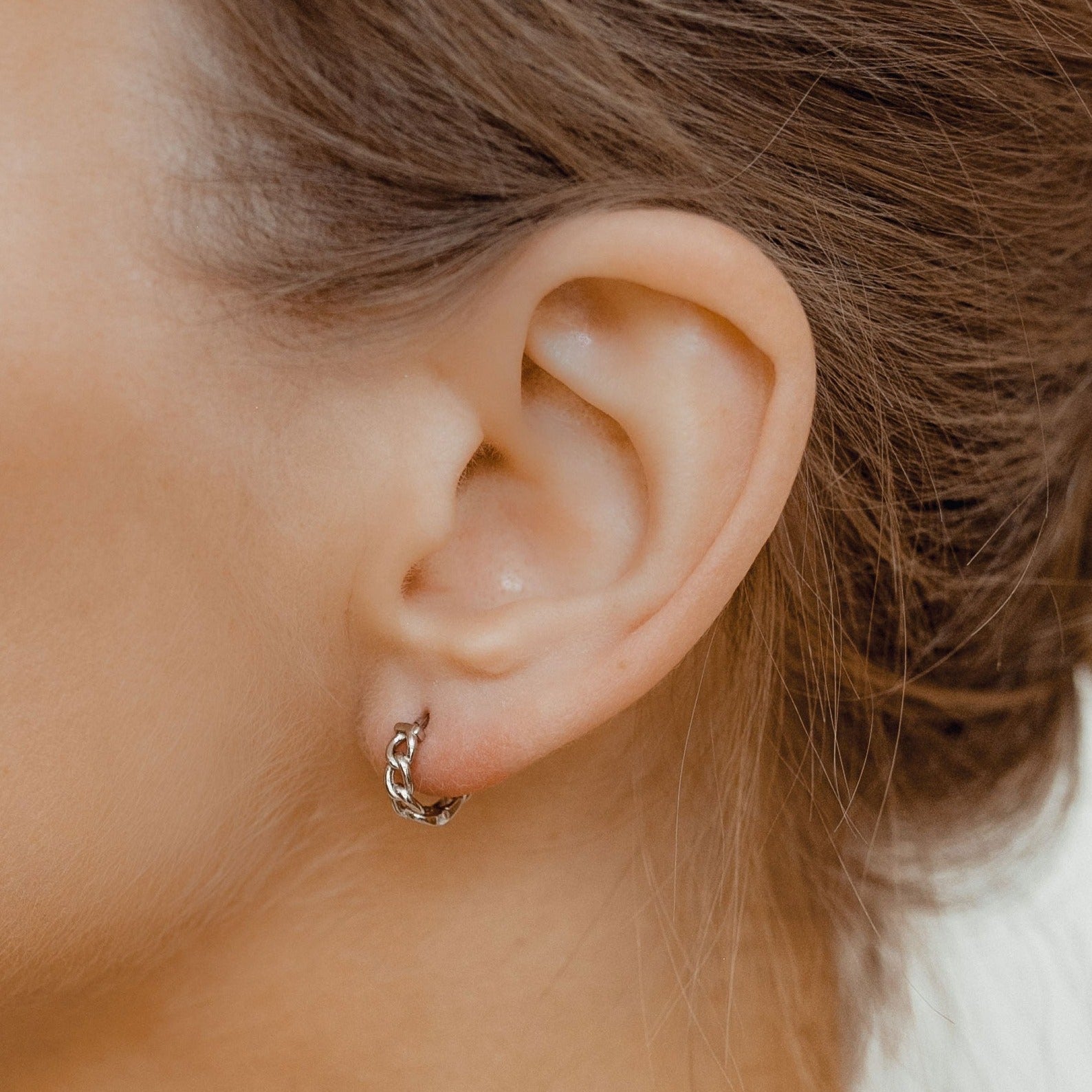 Pendientes Huggie Cadena Gruesa Plata de Ley 925