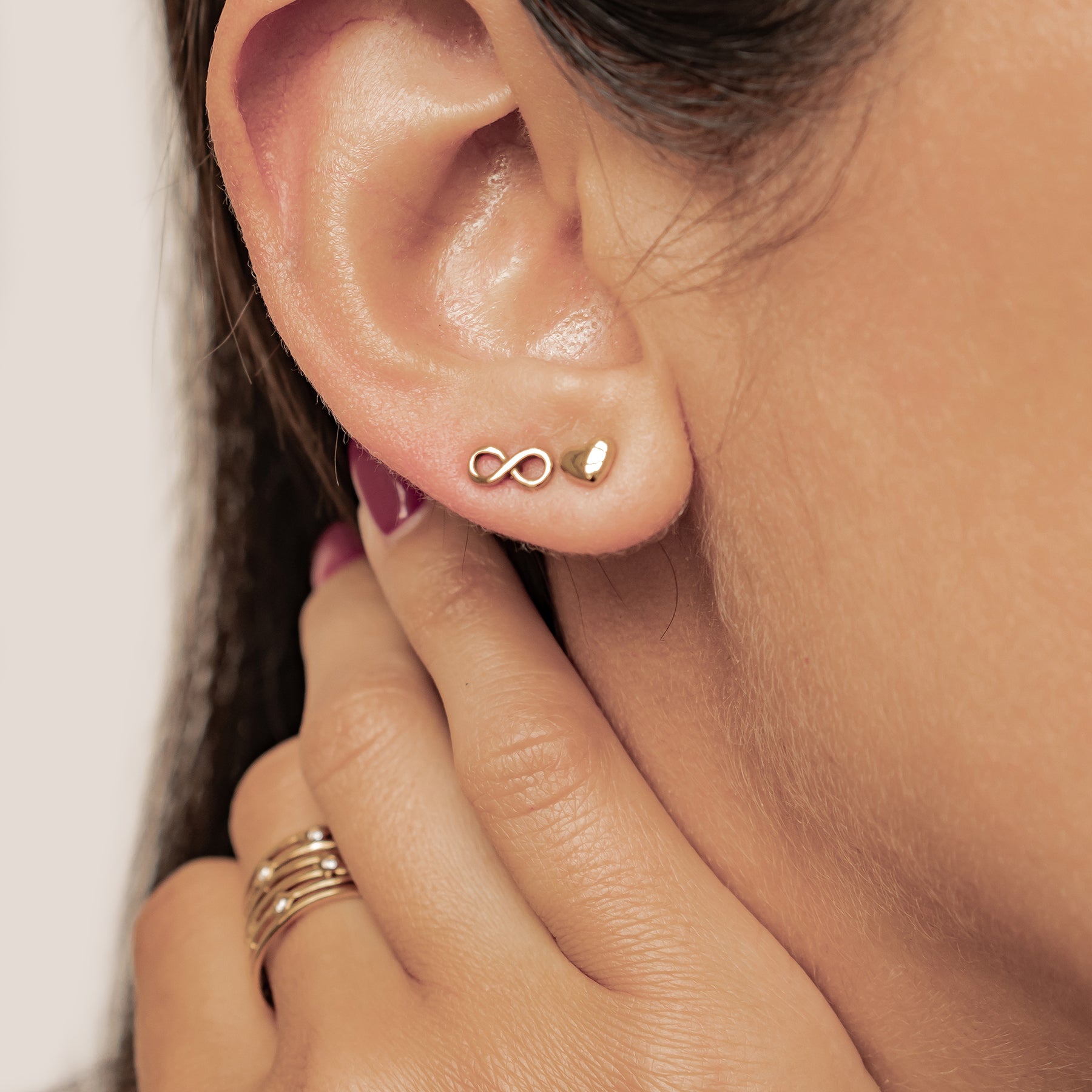 Pendientes Corazón Infinity Delicados – Waterproof