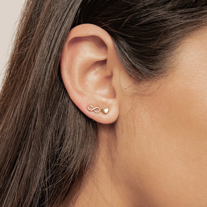 Dainty Infinity Heart Stud Earrings Waterproof