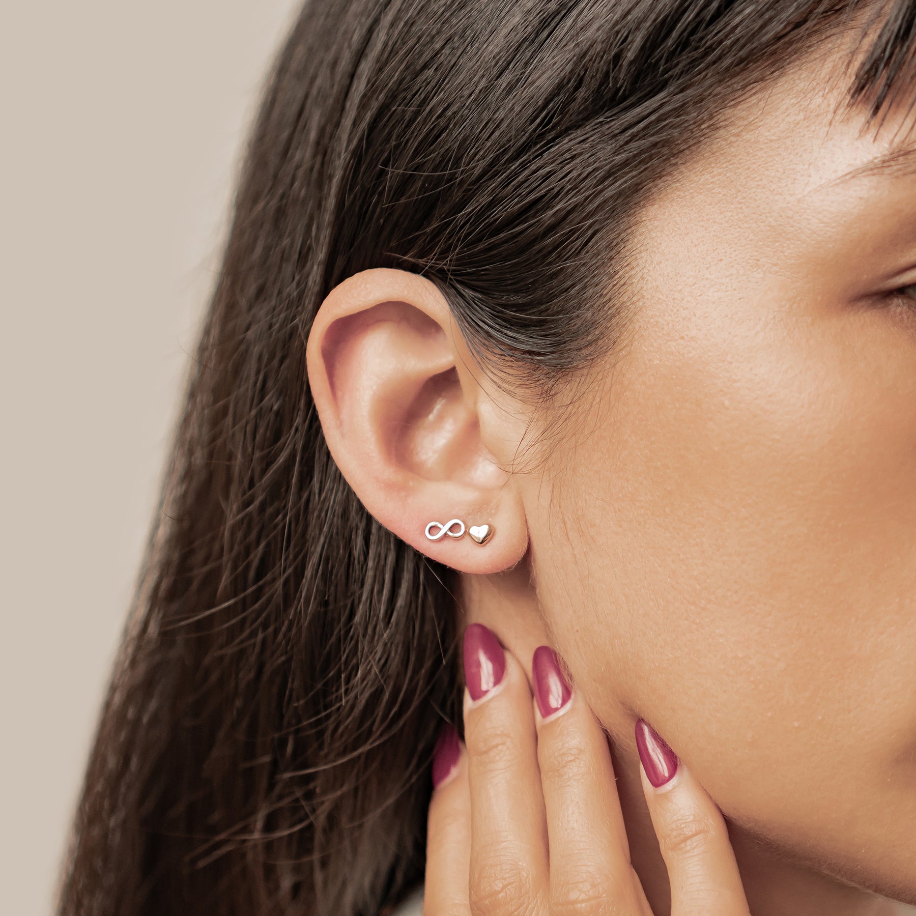 Pendientes Corazón Infinity Delicados – Waterproof