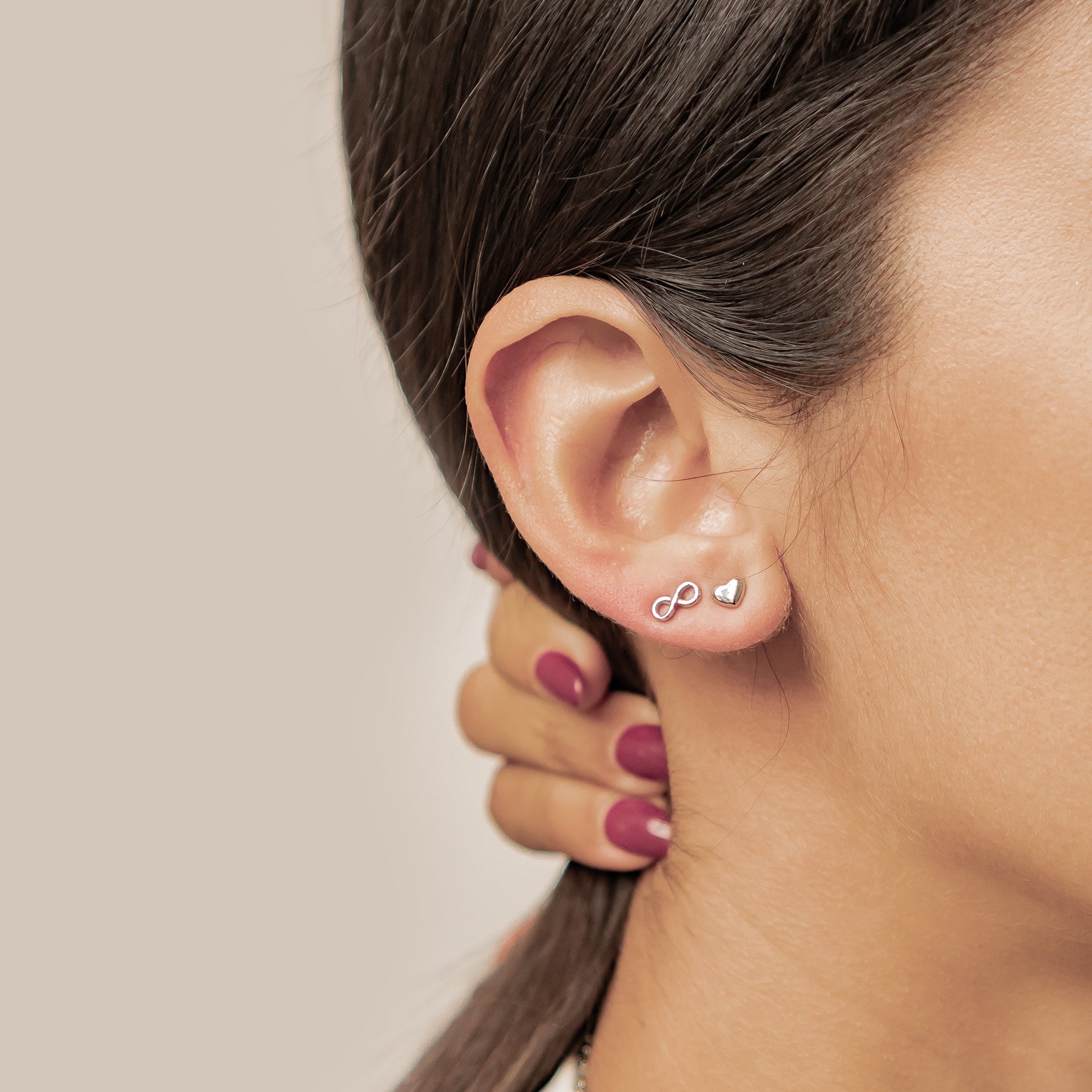 Pendientes Corazón Infinity Delicados – Waterproof