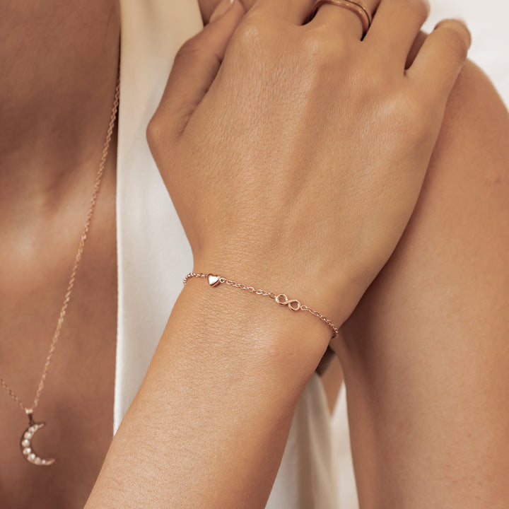 Dainty Infinity Heart Bracelet Waterproof