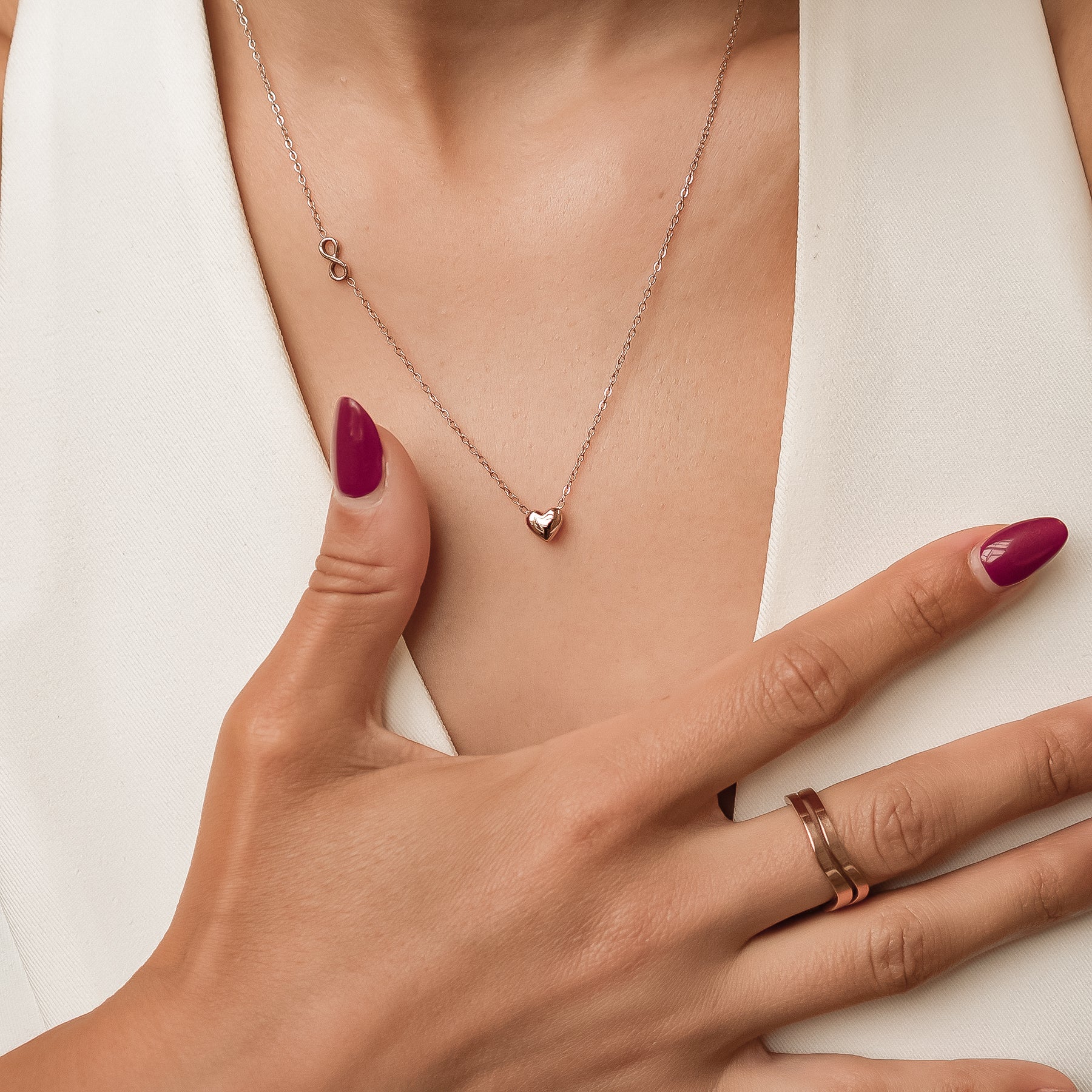 Dainty Infinity Heart Necklace Waterproof
