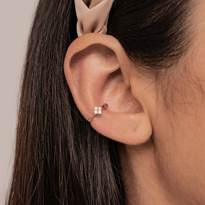 Gänseblümchen Ear Cuff – 925er Sterlingsilber