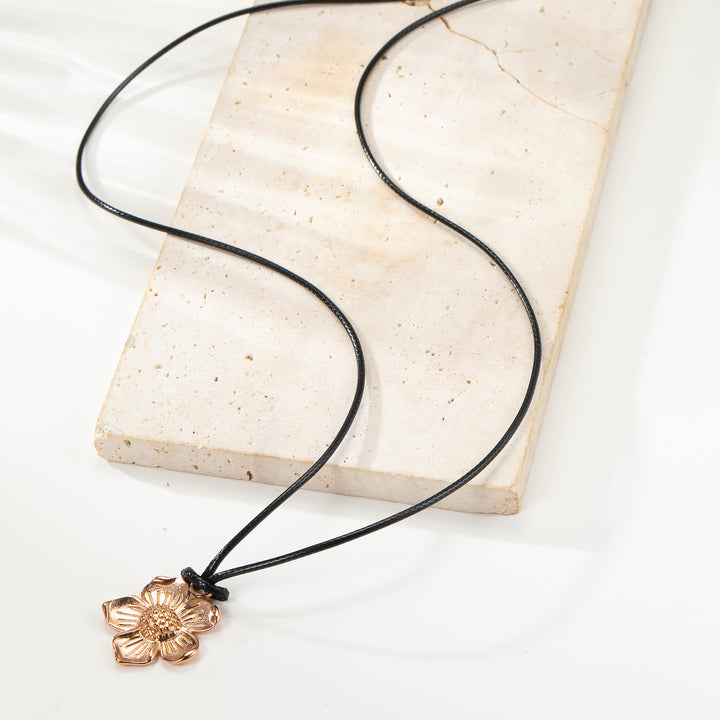 Collier Cordon Charm Marguerite – Waterproof