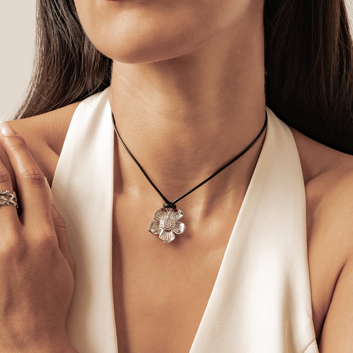 Collier Cordon Charm Marguerite – Waterproof