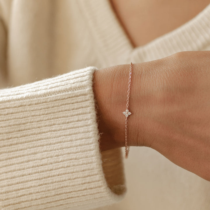 Brazalete Margarita Plata de Ley 925 en Oro