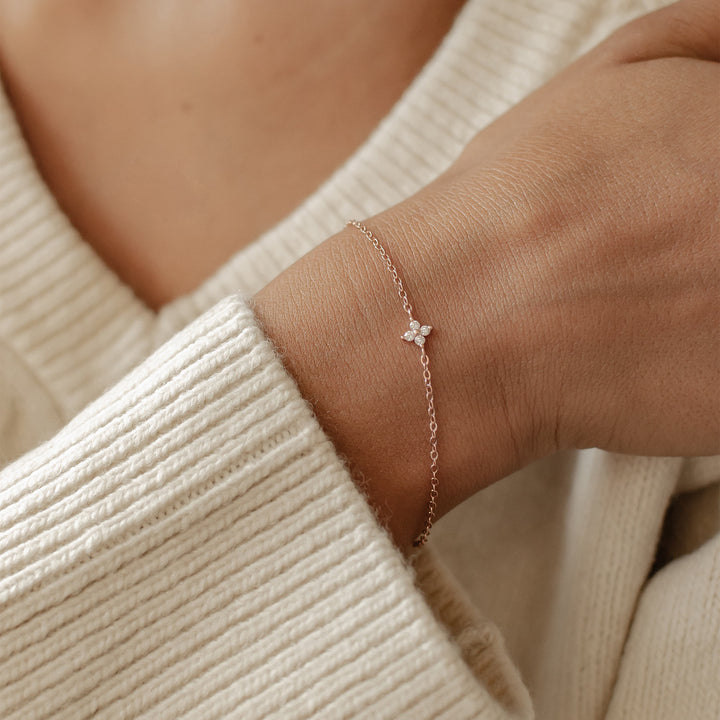Brazalete Margarita Plata de Ley 925 en Oro