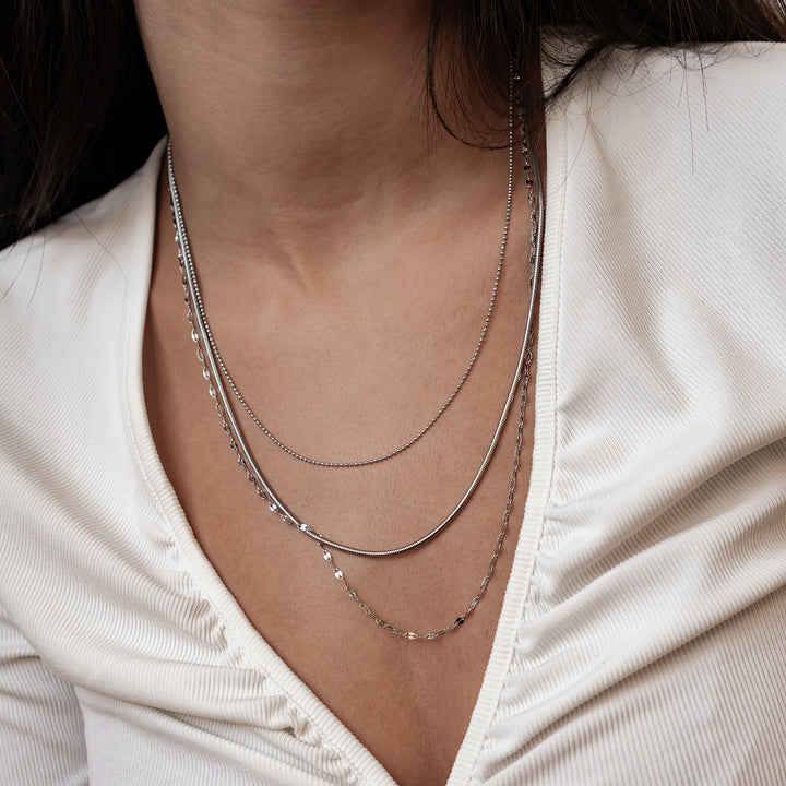 Collier à Trois Rangées Chaînes Fines Waterproof