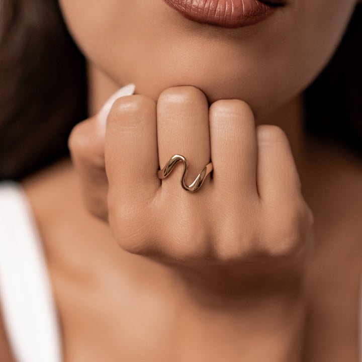 Anillo Abierto Corazón Fluido