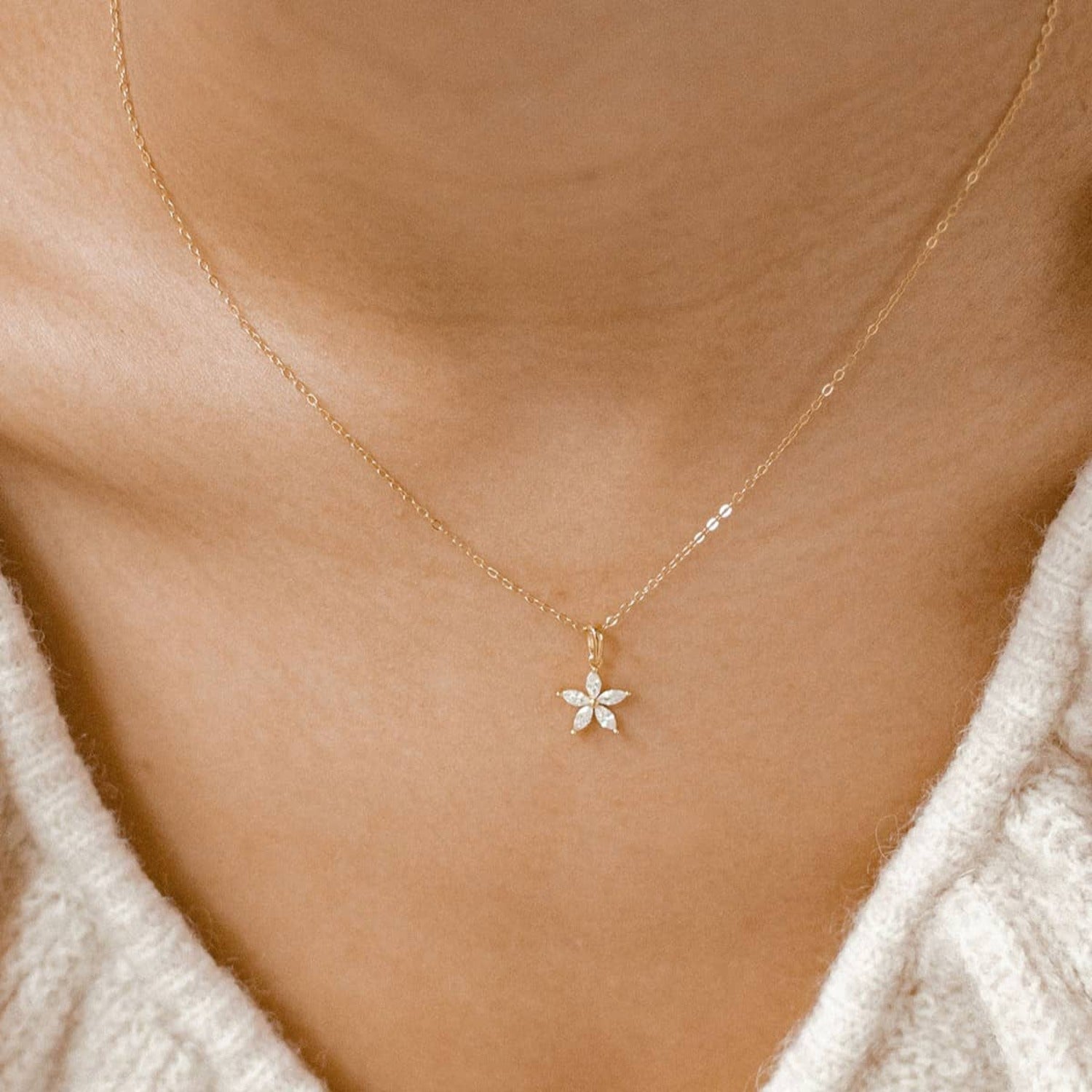 Ensemble Bijoux Pierre Présieuse Marguerite Sterling Silver