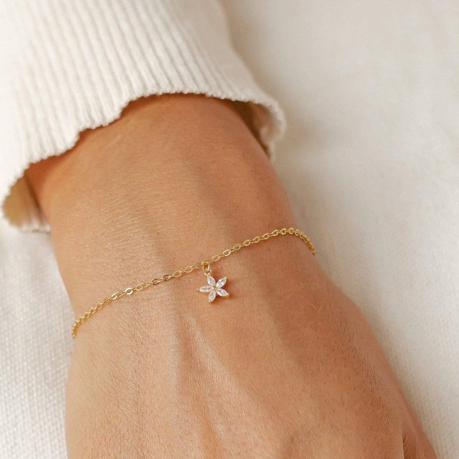 Ensemble Bijoux Pierre Présieuse Marguerite Sterling Silver